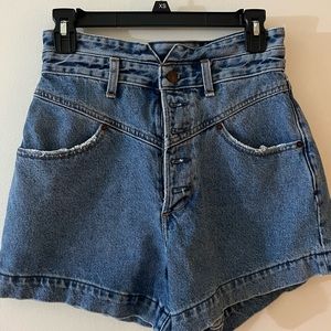 Abercrombie & Fitch Natural Rise Shorts